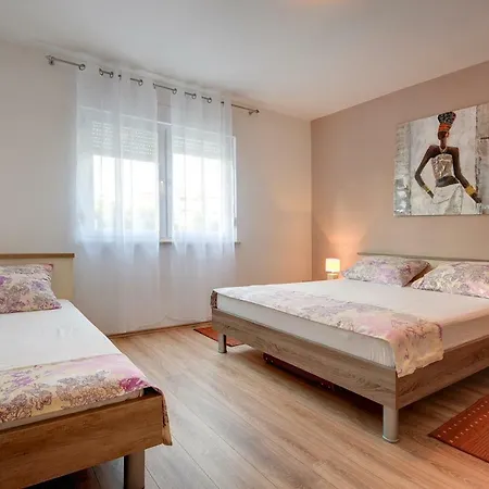 Ferienwohnung Nikita Medulin
