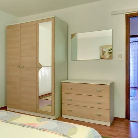 Apartamento Ferienwohnung Nikita